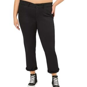 Size 16: Torrid Perfect Relaxed Utility Crop Pant
